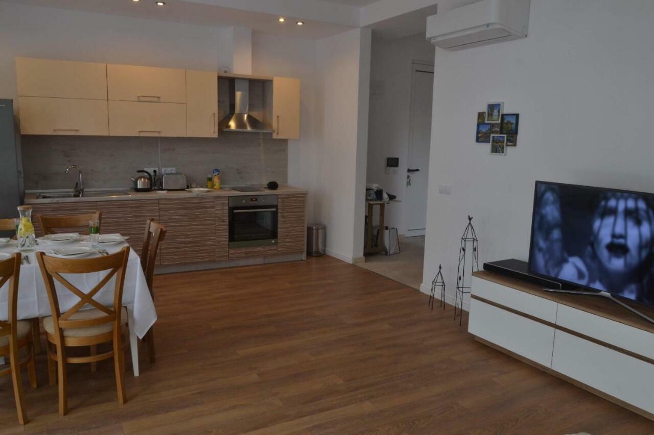 Cozy,Luxurious And Spacious Villa On The Black Sea Luka ภายนอก รูปภาพ